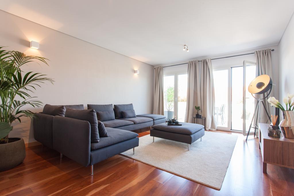 Living Graca Lisbon